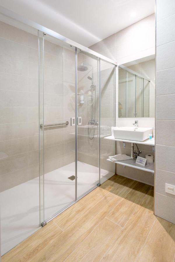 Hostal Romerito Málaga Dış mekan fotoğraf