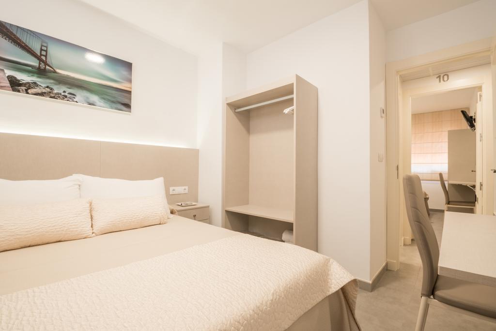 Hostal Romerito Málaga Dış mekan fotoğraf