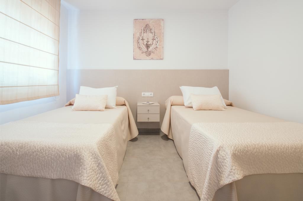 Hostal Romerito Málaga Dış mekan fotoğraf