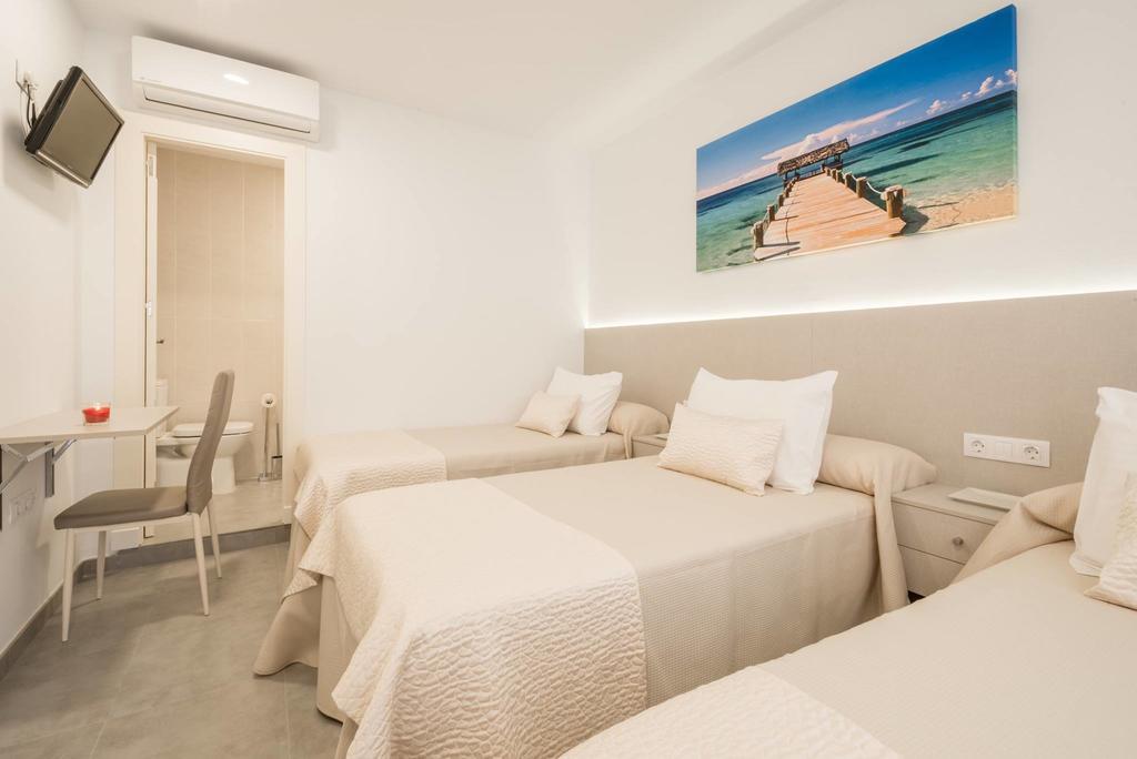 Hostal Romerito Málaga Dış mekan fotoğraf
